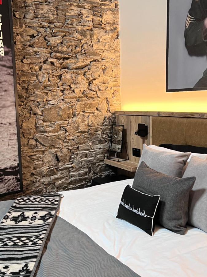 Loft 11 Stunning Luxury Nyc Loft Style Interior Designed 2Bd Apartment Excellent City Centre Location Mezzanine Cinema Room Designer Furniture Amazing Space Douglas Εξωτερικό φωτογραφία