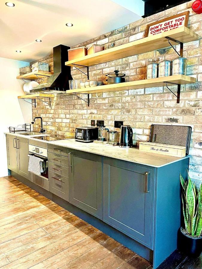 Loft 11 Stunning Luxury Nyc Loft Style Interior Designed 2Bd Apartment Excellent City Centre Location Mezzanine Cinema Room Designer Furniture Amazing Space Douglas Εξωτερικό φωτογραφία
